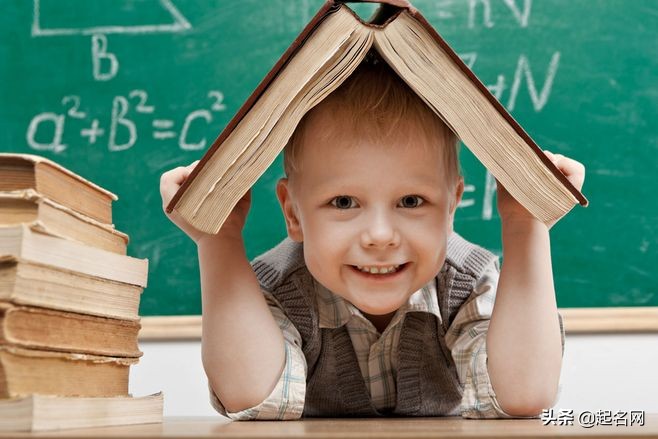 寓意自由洒脱的男孩名,彰显男孩子的君子气度的男孩名