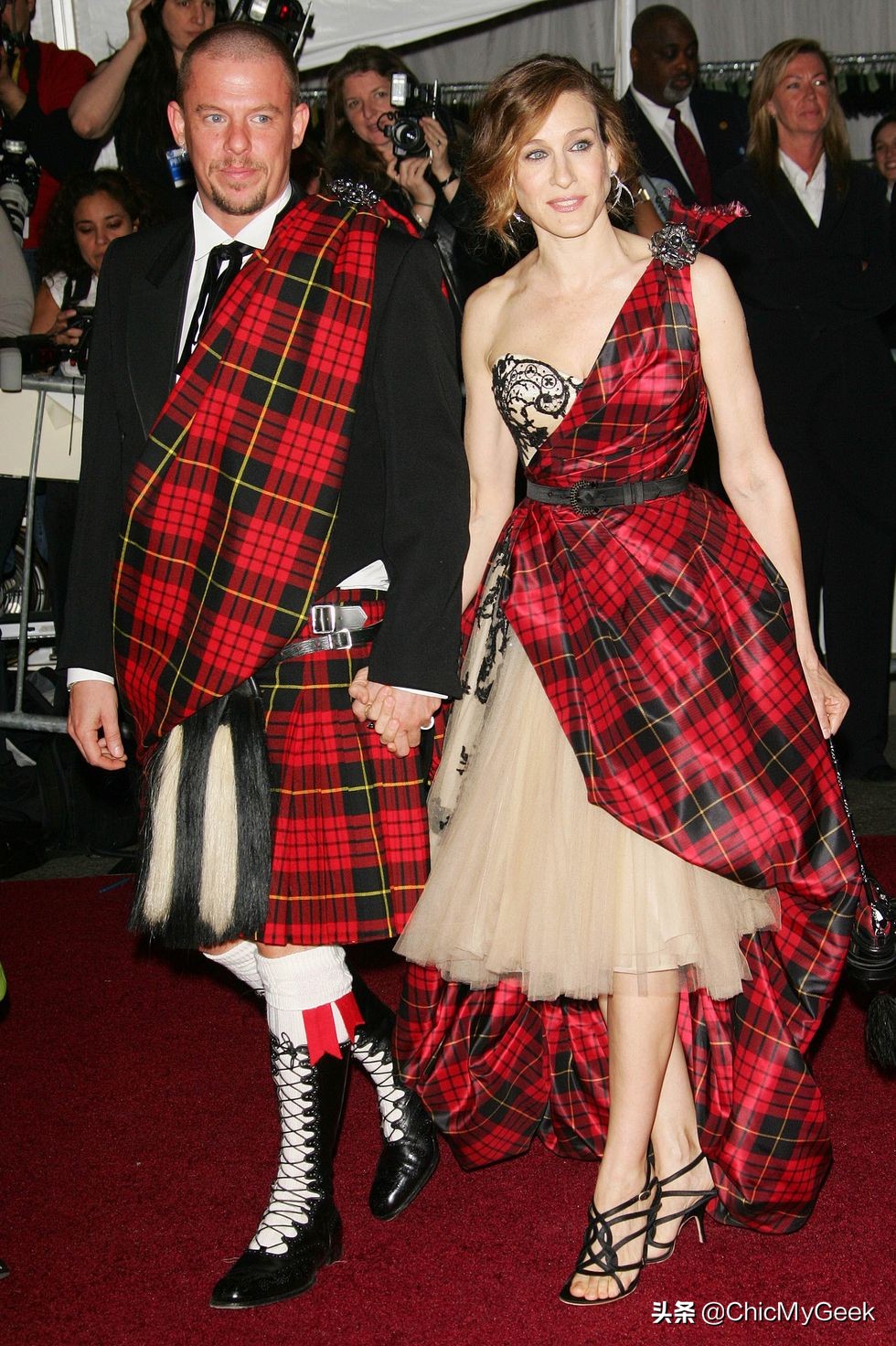 全球最牛鬼蛇神时尚盛典：盘点MetGala史上最惊天动地25个造型