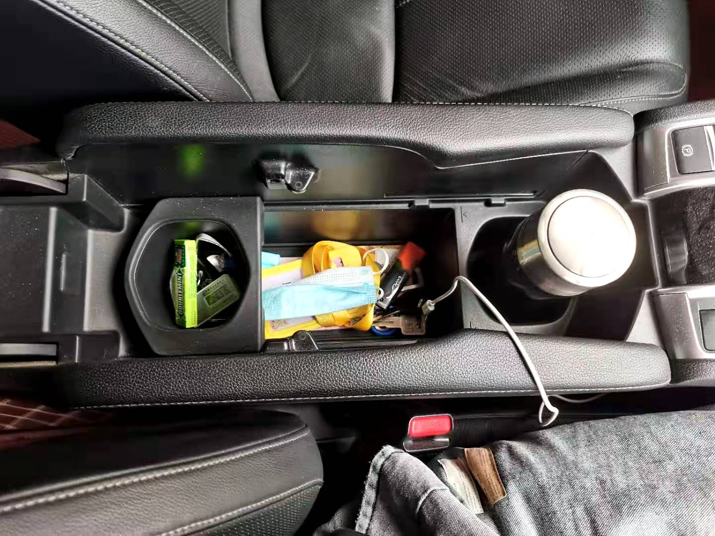 思域十代两厢与三厢的区别,十代两厢思域好还是三厢好