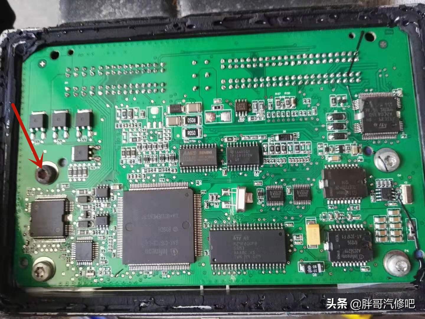 燃油过稀发动机故障灯亮怎么解决,燃油不好发动机故障灯亮报什么码