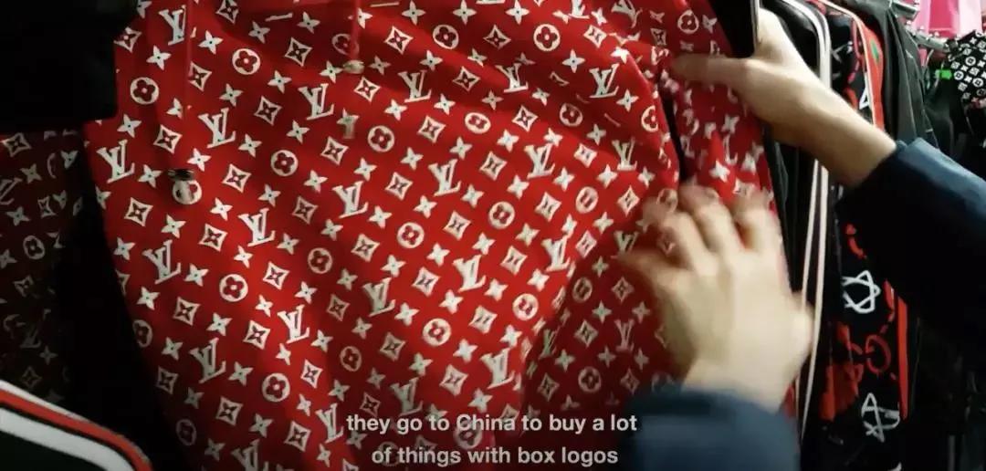 *私走**假鞋却被美国黑哥们抢了,莆田货在国外有多受欢迎?