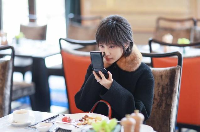 明星同款美妆单品推荐,盘点18件超好用的美妆单品