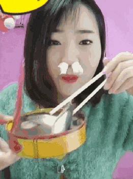 爆笑gif为了我的八块腹肌拼了,成年人幽默搞笑gif图片带字