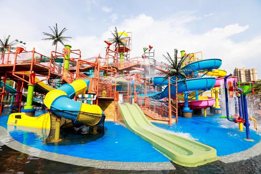 今夕有你丨99元双人票限时抢！免费写真、缘分墙、潮人趴…七夕来狂欢水世界占领你的主场