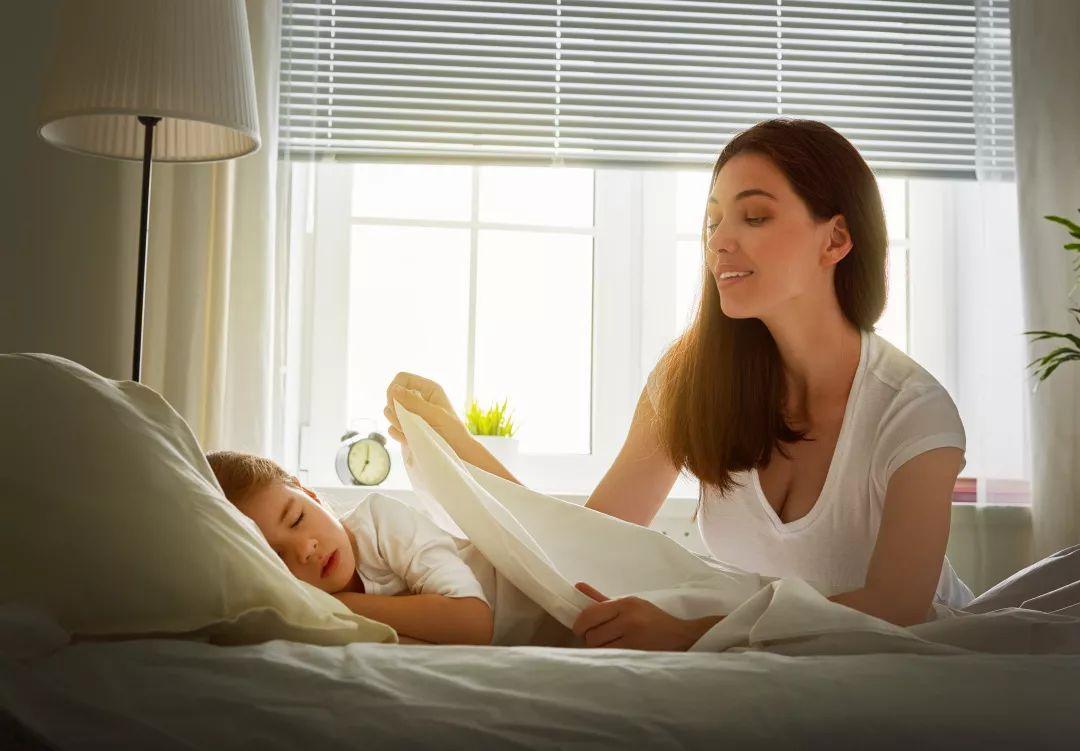 宝宝的头型睡偏了还会恢复吗,宝宝头型睡偏了还能圆回来吗