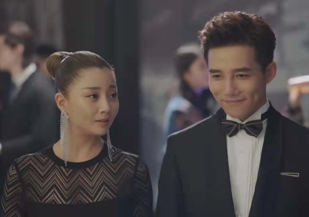 正青春胸针,正青春里面的林睿衣品