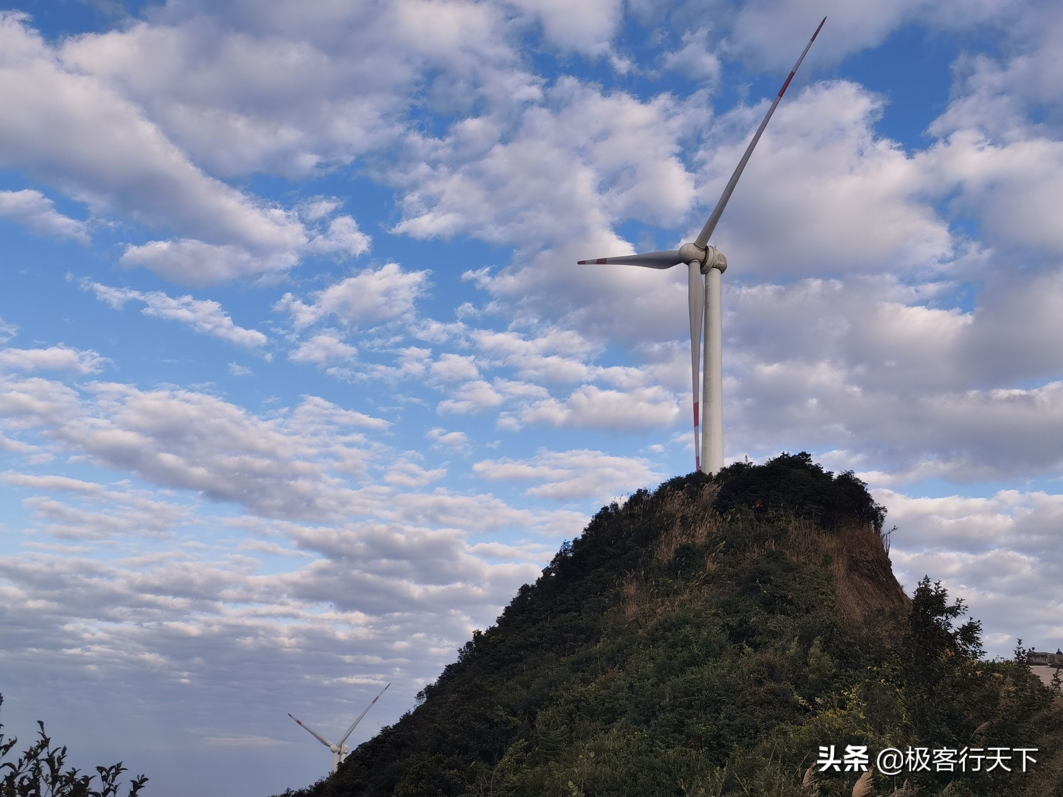 云浮风车山露营看星星,云浮罗定风车山夜晚