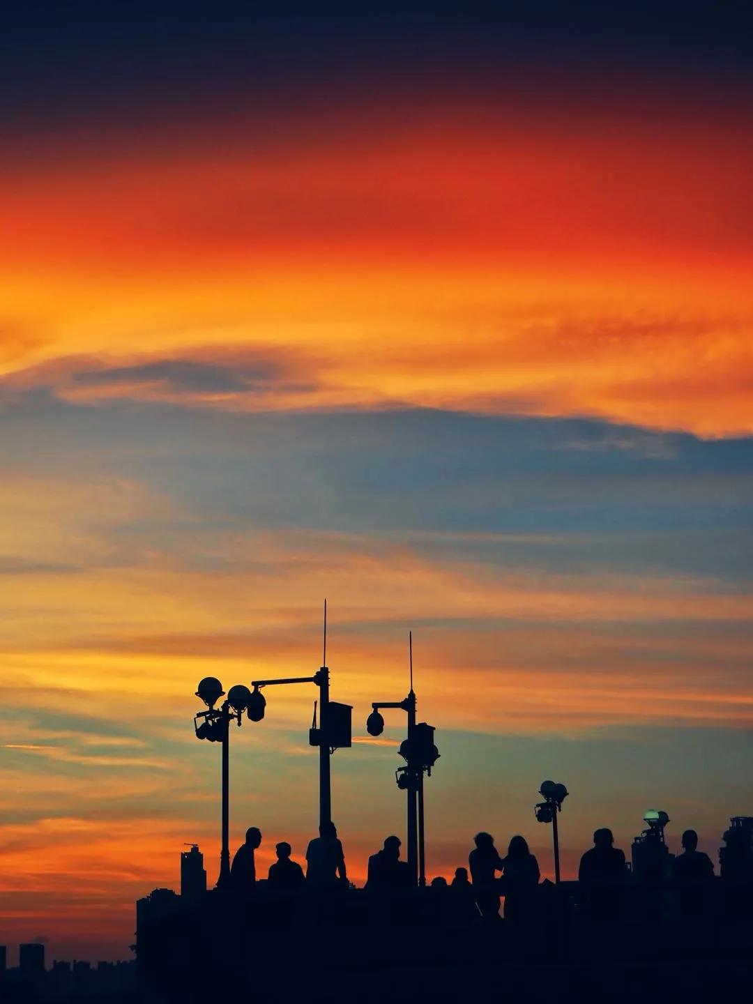 怎样拍云的视频,拍云的技巧和方法