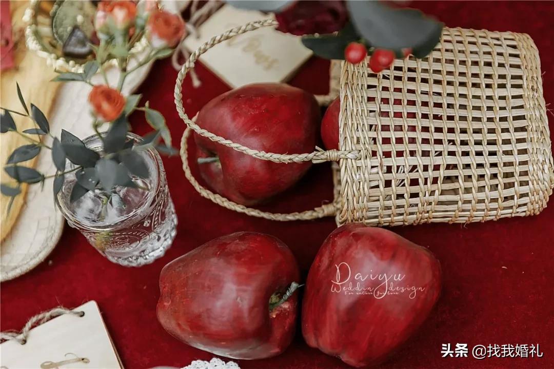 极简西式婚礼户外布置,法式复古婚礼户外效果