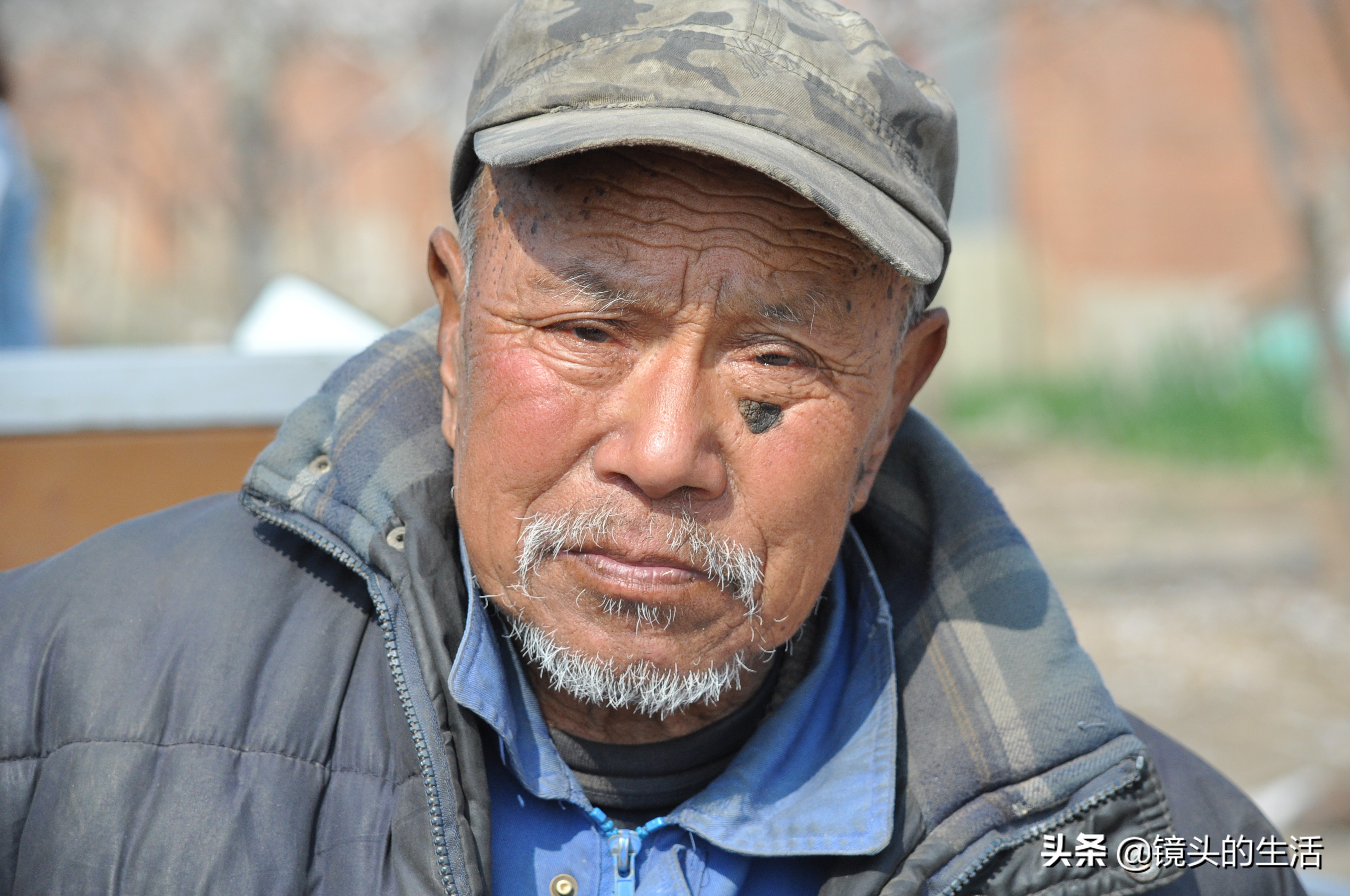 八旬大爷手工制作,七旬大爷制作美食视频