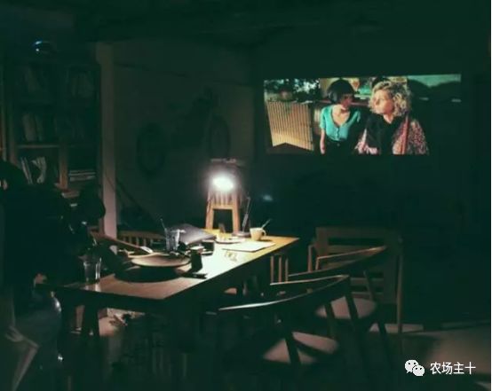 总共花了不到700元改造的废弃小院,花4万改造房子