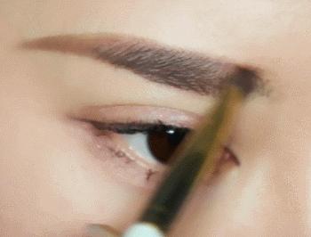 眉毛怎么画好看最简单的,初学眉毛怎么画才能根根分明