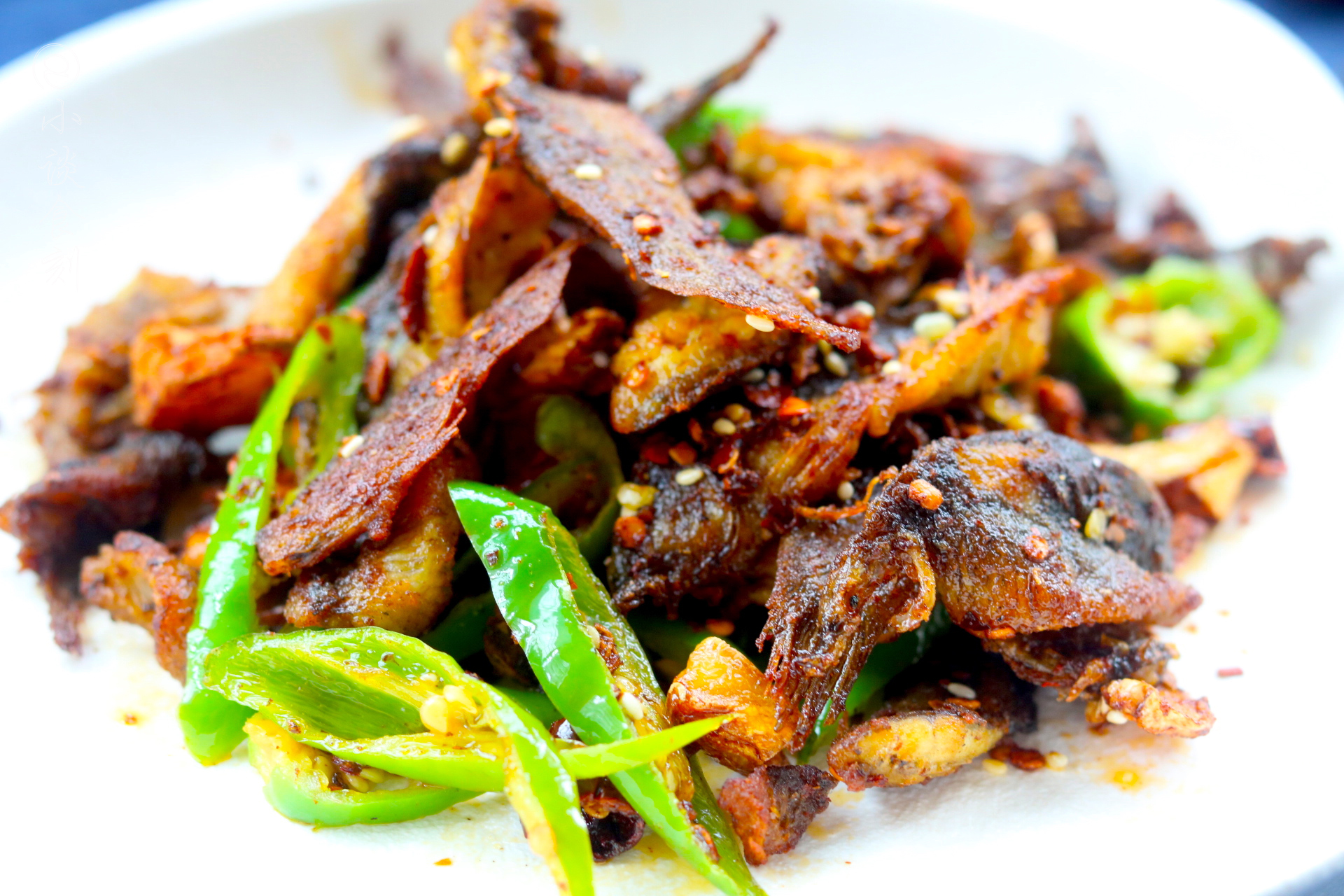 泥鳅不去内脏怎么洗最干净,泥鳅怎么处理干净没有土