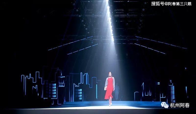 首秀：“千色都市”Yishion/以纯时尚发布