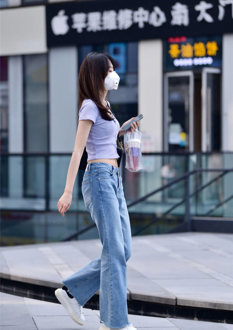 夏季宽松直筒牛仔裤怎么搭配,夏季直筒宽松牛仔裤怎么搭好看