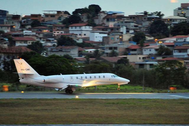 内马尔豪华生活,内马尔生活奢靡