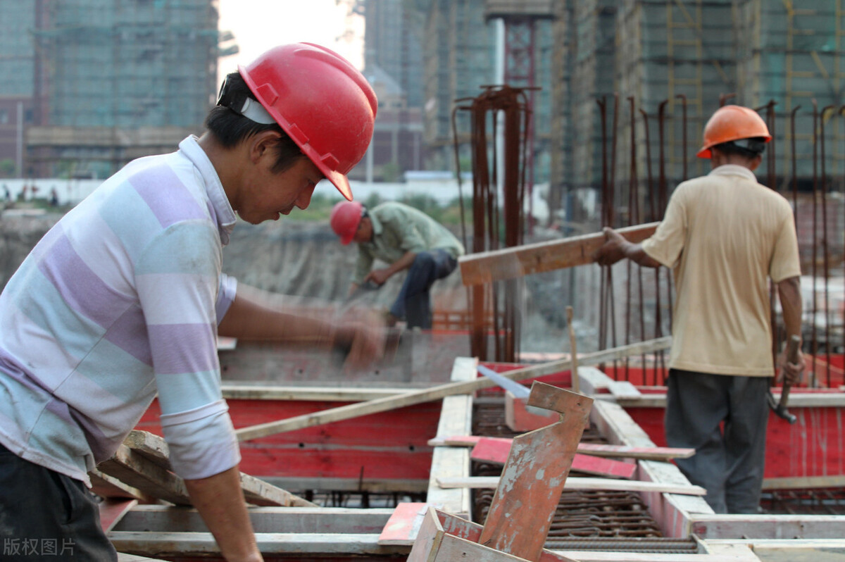 工地水电施工队招聘,建筑工地招工泥瓦工电话号码
