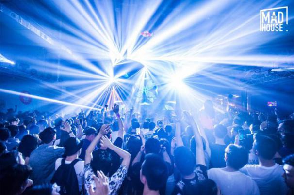 嗨啤六月嘉年华,嗨啤6月嘉年华