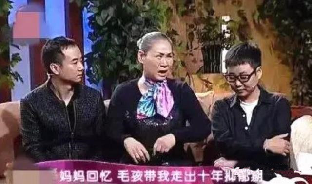 从抑郁症患者到中国第一位“百亿票房女龙套”，苇青经历了什么？