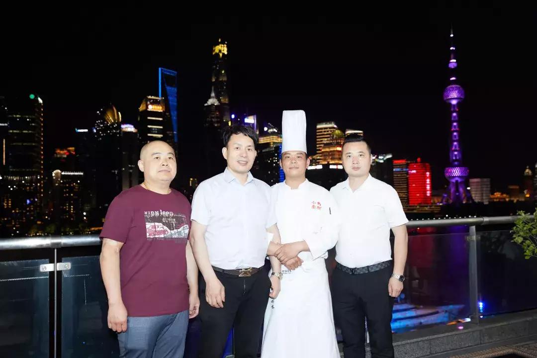 弘博携手“大师小宴”、“鲍之源”第二届夏季新品交流会