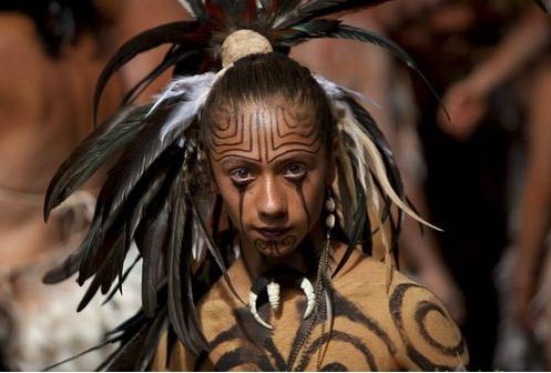 复活节岛神秘石像行走之谜,让80后念念不忘的课文