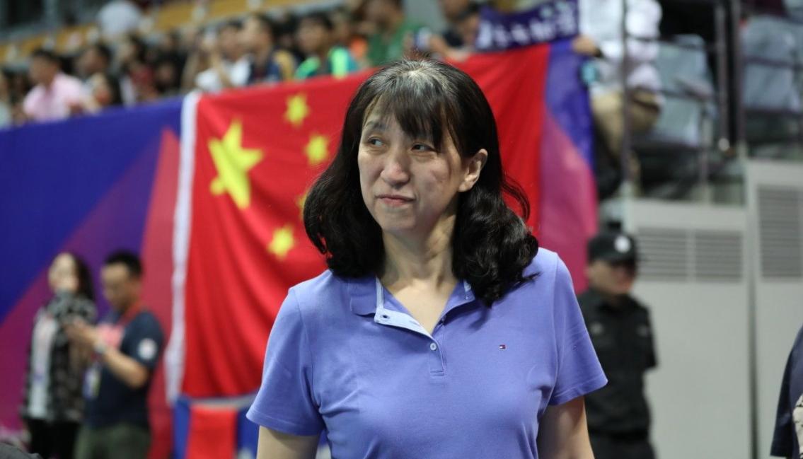 谁会替代郎平成为中国女排主教练,两大女排功勋老将回归助力郎平