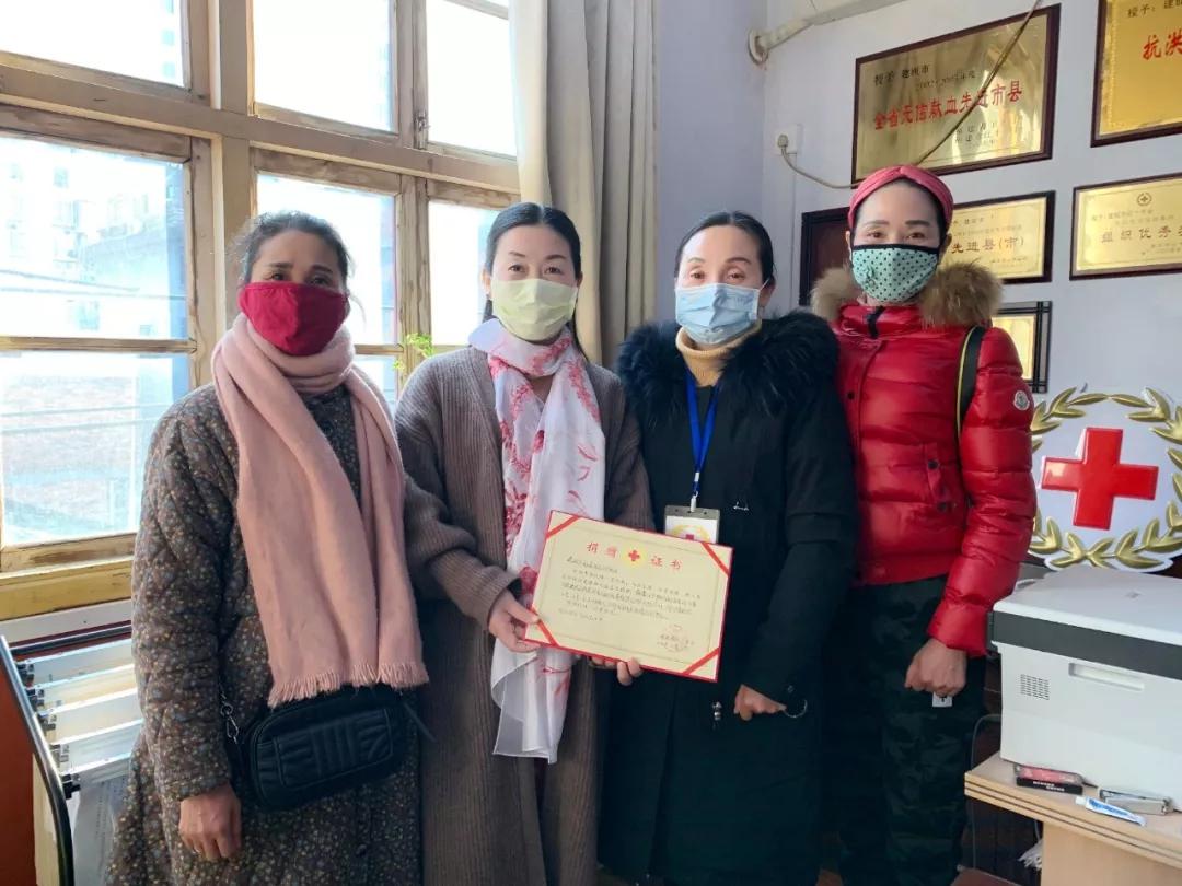 疫情暖心时刻,疫情防疫感动瞬间