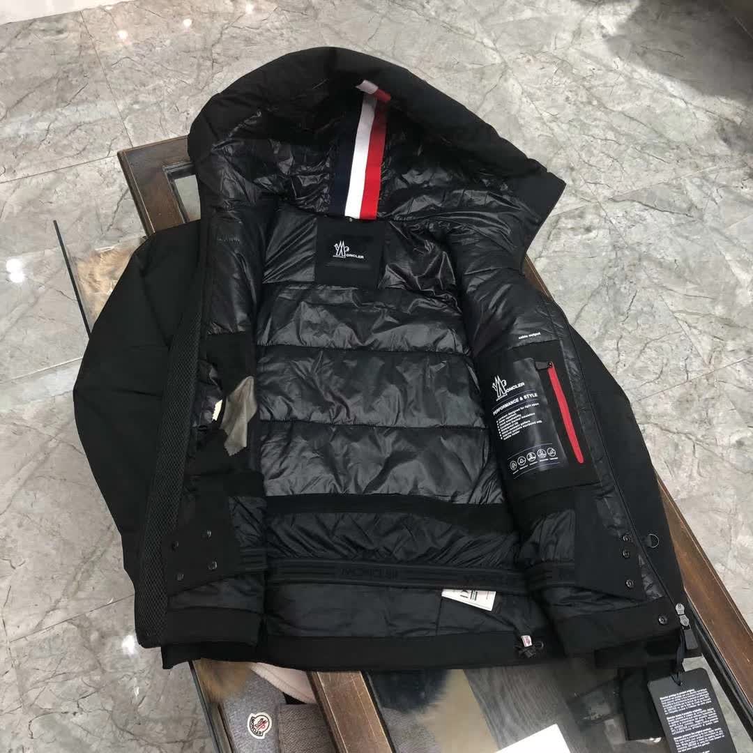 上海山寨北面羽绒成为世界第一,蒙口山寨羽绒服