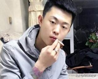 快手巴扎黑以前的段子,快手网红巴扎黑搞笑段子