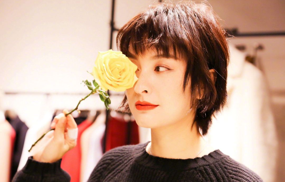 吴昕60块贱卖钟汉良礼物，明星们是缺钱还是缺心眼？