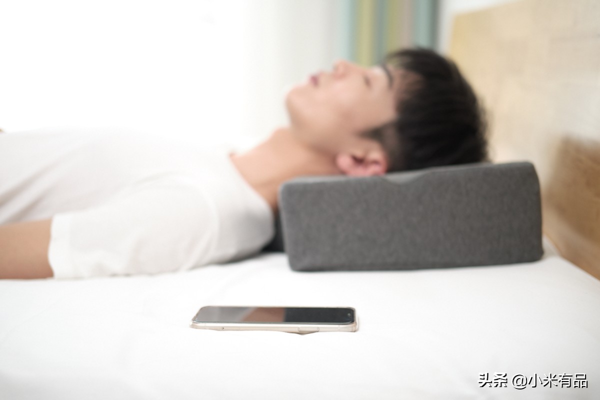 石墨烯热敷睡眠枕,石墨烯热敷颈椎枕头