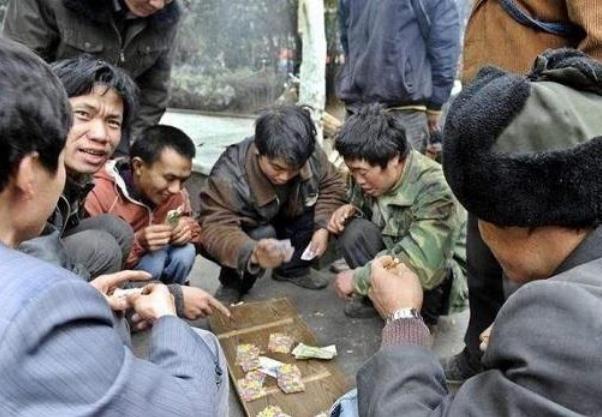 人到四十九三地别久留,人到四十九三地别久留什么意思