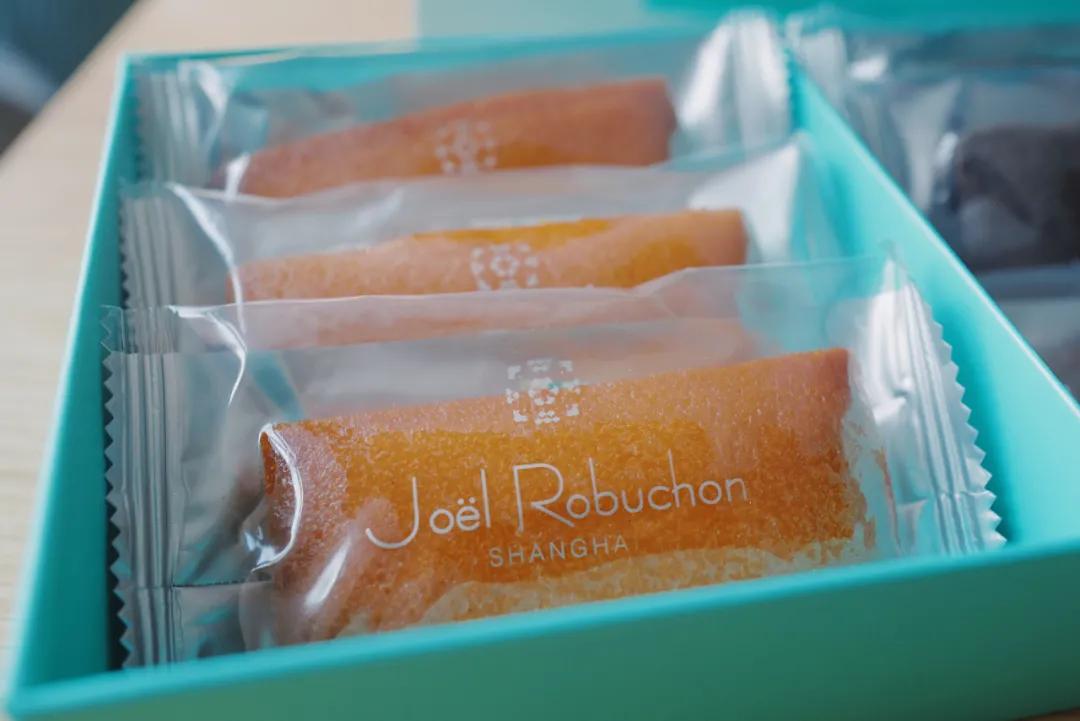 国内唯一米其林黑珍珠餐厅,斥巨资购买了好多零食