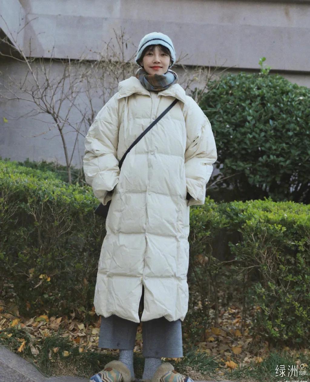 冬天怎么穿既保暖又不显臃肿,冬天怎么穿不臃肿且保暖