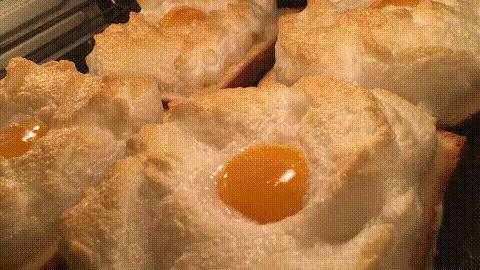 面包太干太硬怎么办,面包太硬怎么吃才好吃