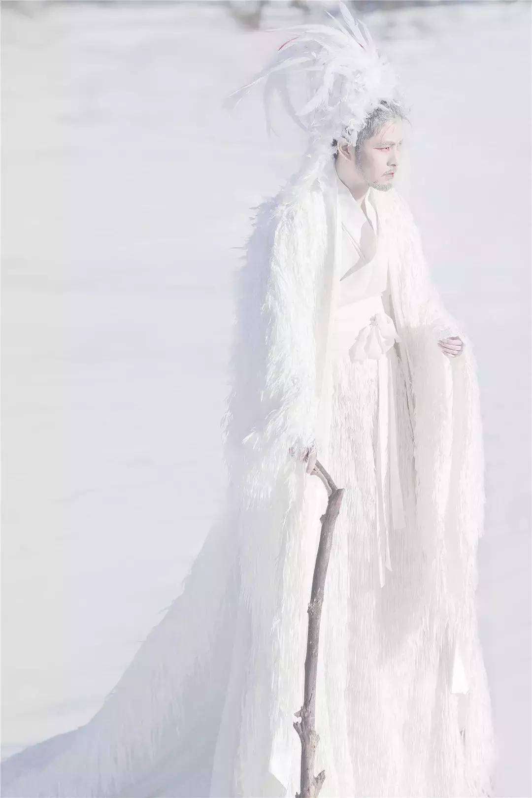 90后女孩拍稀有动物,90后女孩拍视频200万