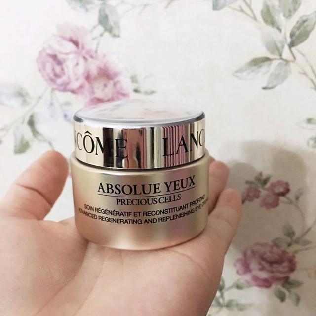 推荐几款美白去皱眼霜,十大公认抗皱补水保湿眼霜