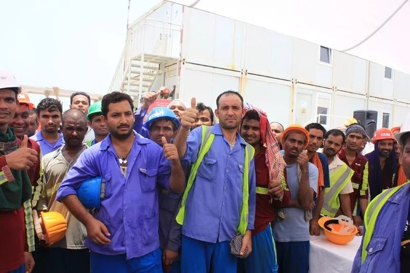 迪拜鄙视链   相当专业