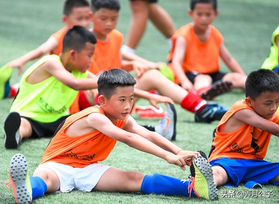 中国足球青训在3到5年发生质变,恒大足校南京青训vs中国足球小将