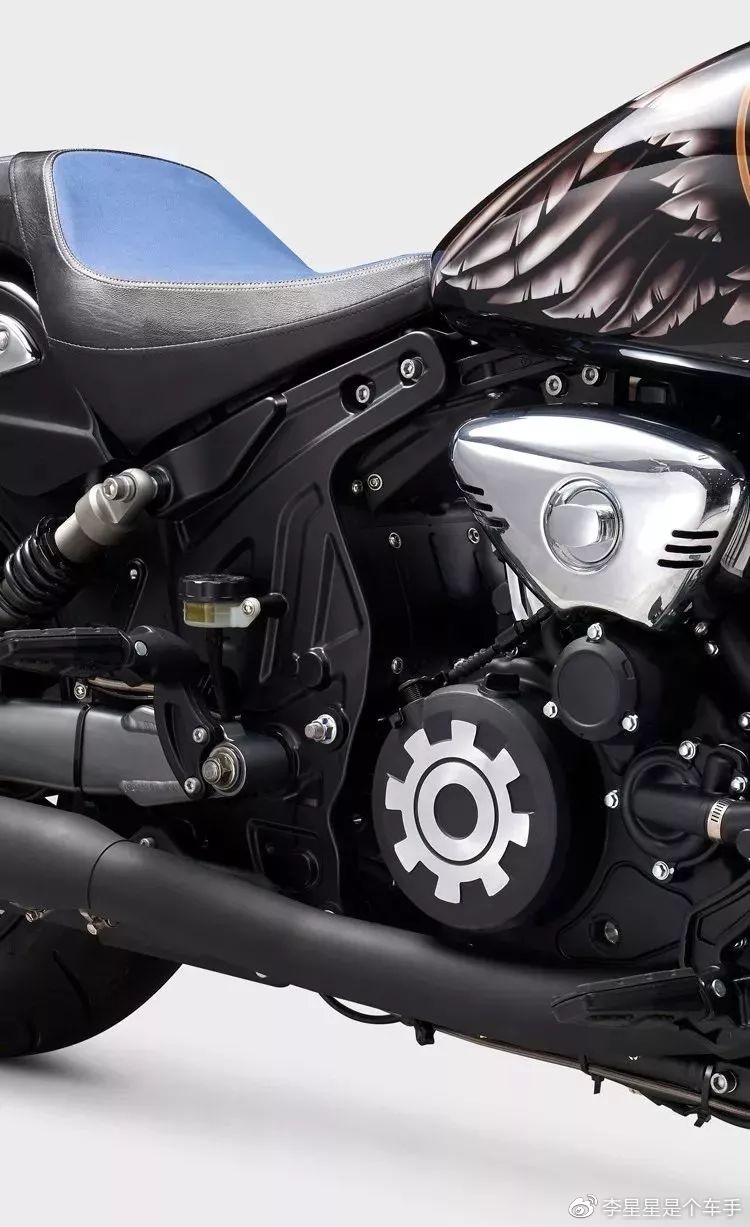 星星吐糟:撞脸哈雷肥霸摩瑞火龙骑士900你真的想要吗?