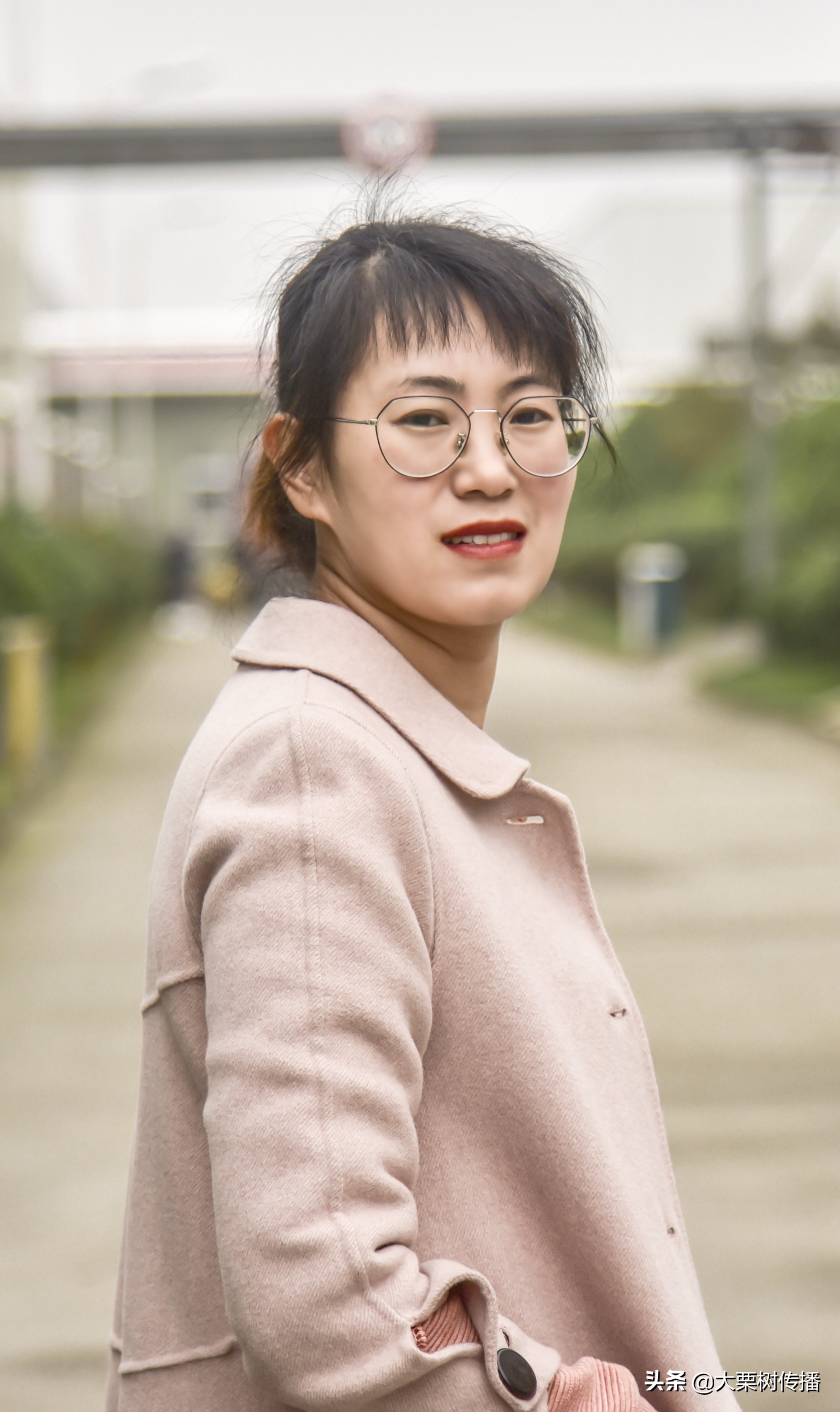 故事：青春有梦，心中有爱，眼里有家：遂平克明面业黄书美的温暖故事