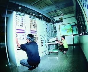 「横贯东西南北·服务千家万户」——甘肃通信网络建设综述