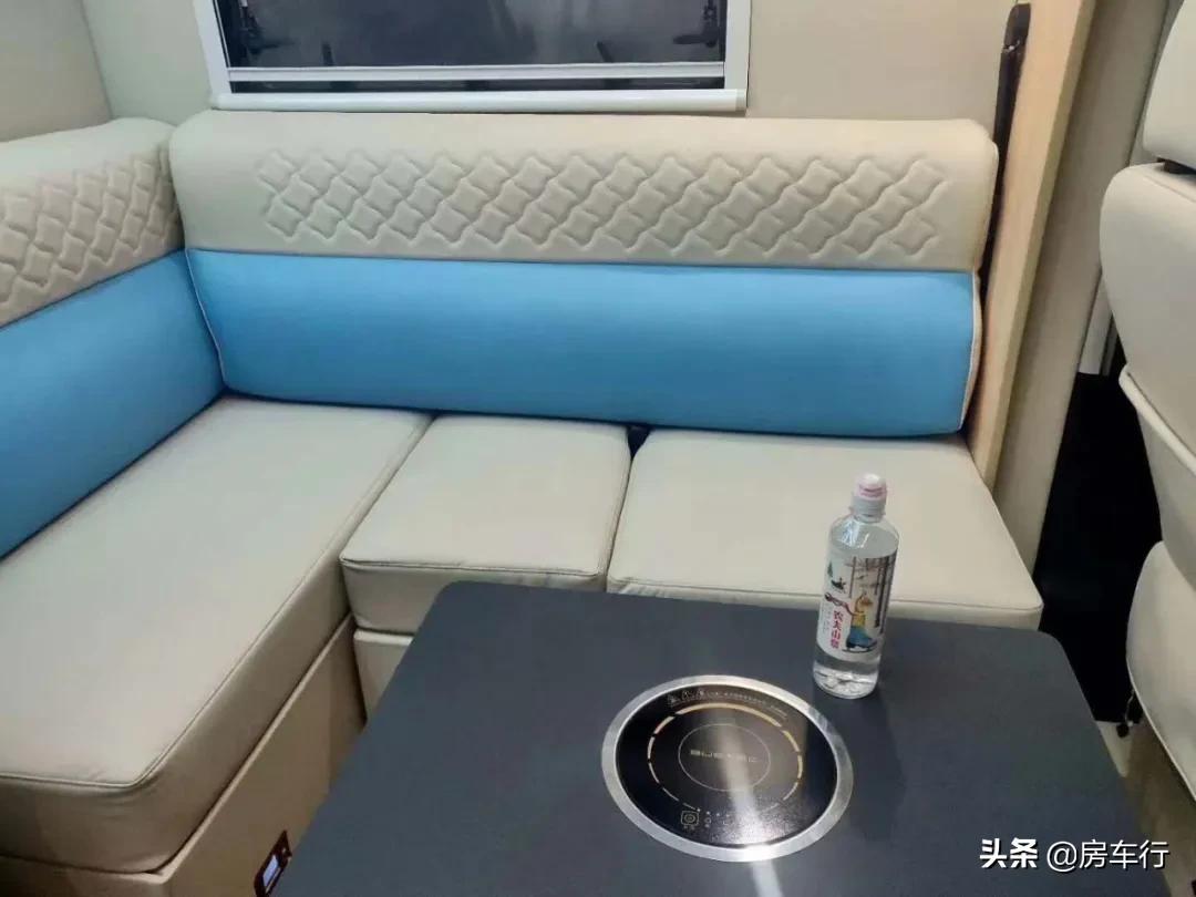 程力h500升顶露台房车官网,湖北程力房车30万元以下c型