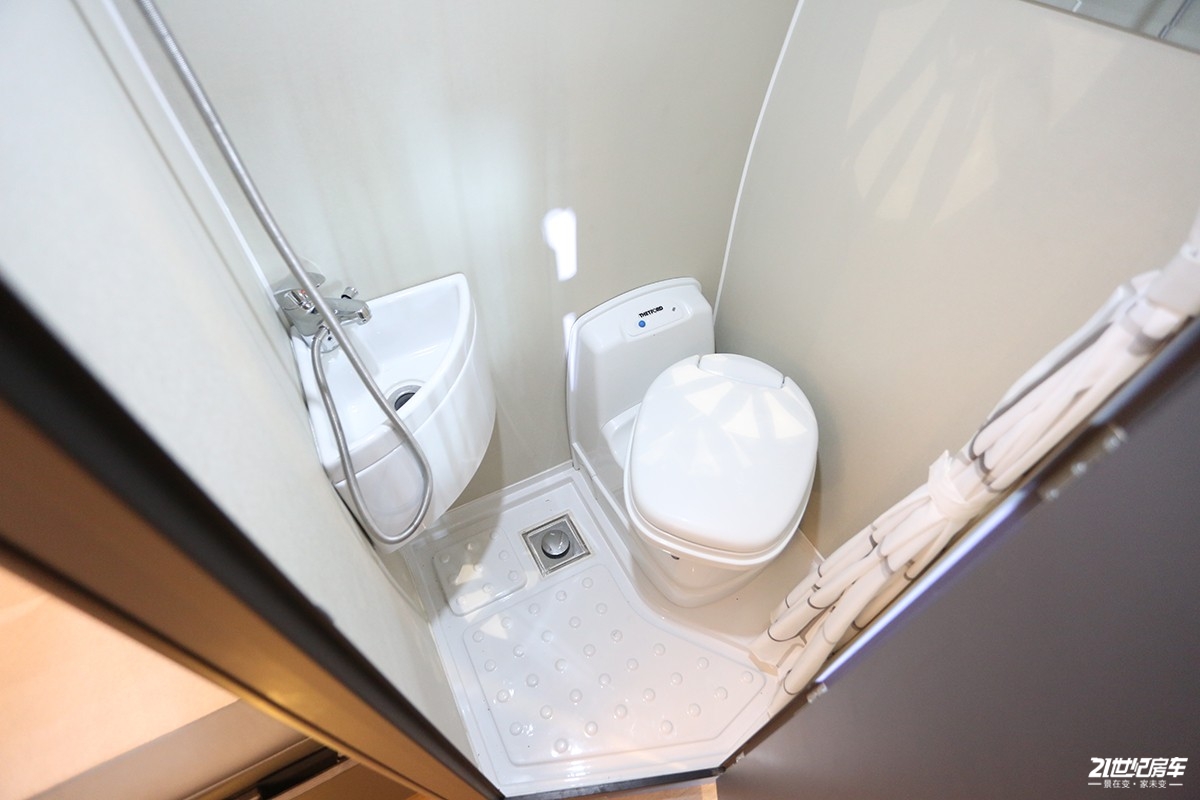 19江铃福特全顺多少钱,19.98万新全顺房车价格