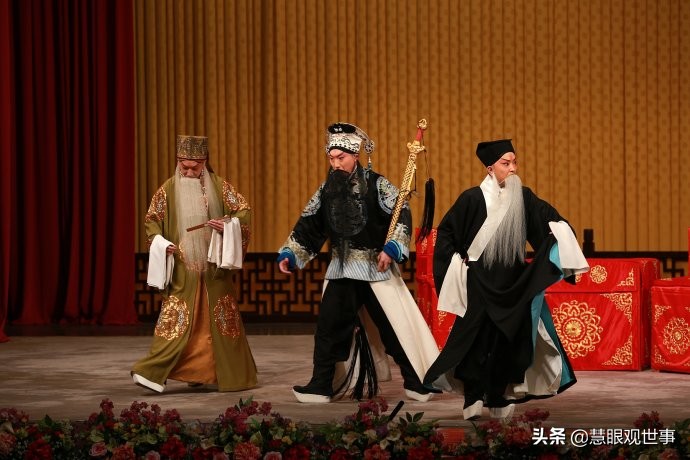 谈歌小说《秦琼卖马》中的涉及的三部戏剧