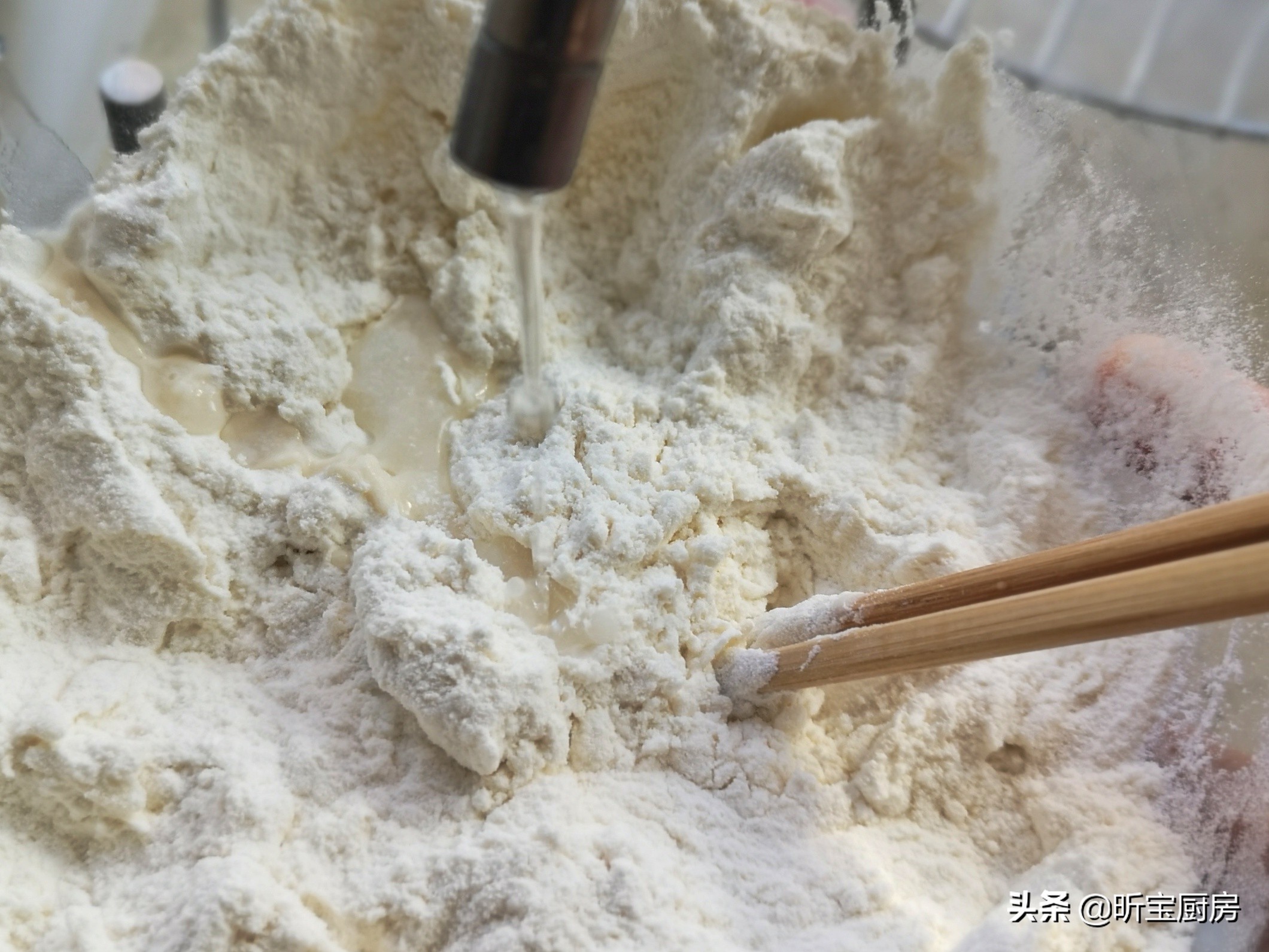 早餐必备疙瘩汤养胃,早餐吃不下可以用蛋白粉吗