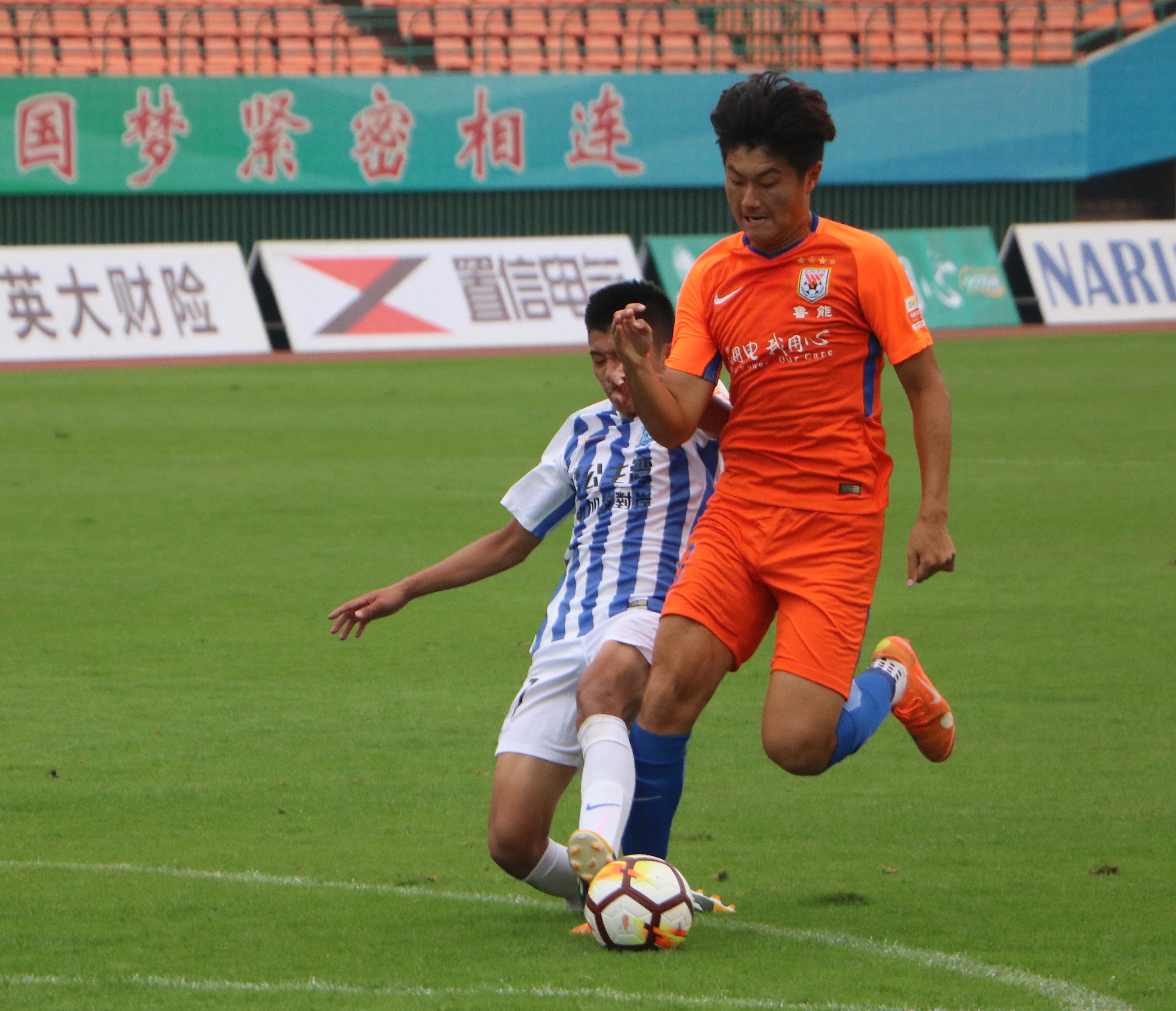 高洪波和山东鲁能,鲁能国脚加盟