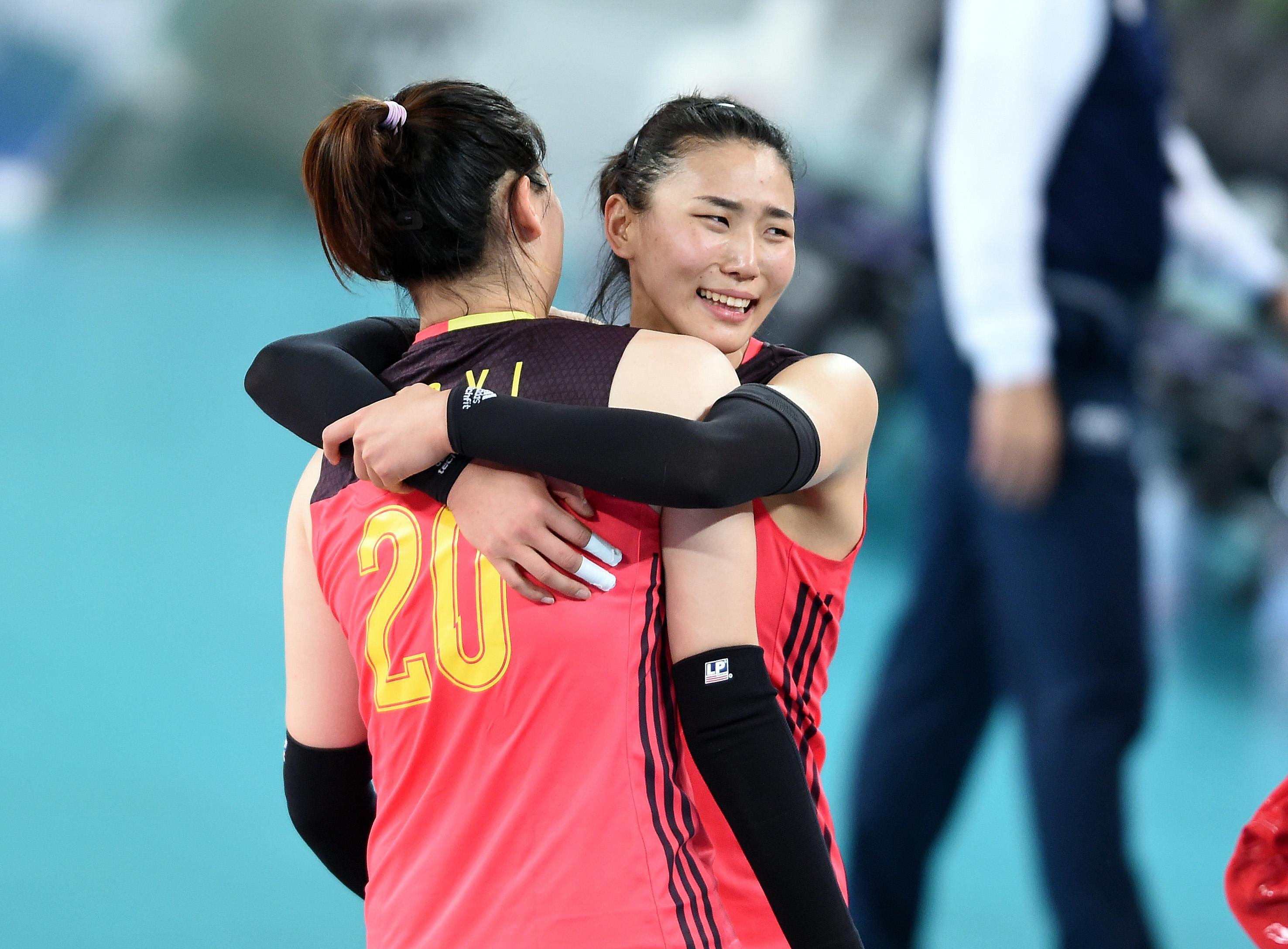 2019年女排联赛刘晓彤首发,中国女排刘晓彤首发视频