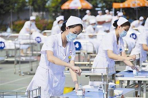 男孩初中毕业学什么专业前景好,初中毕业上技校学什么专业有前景