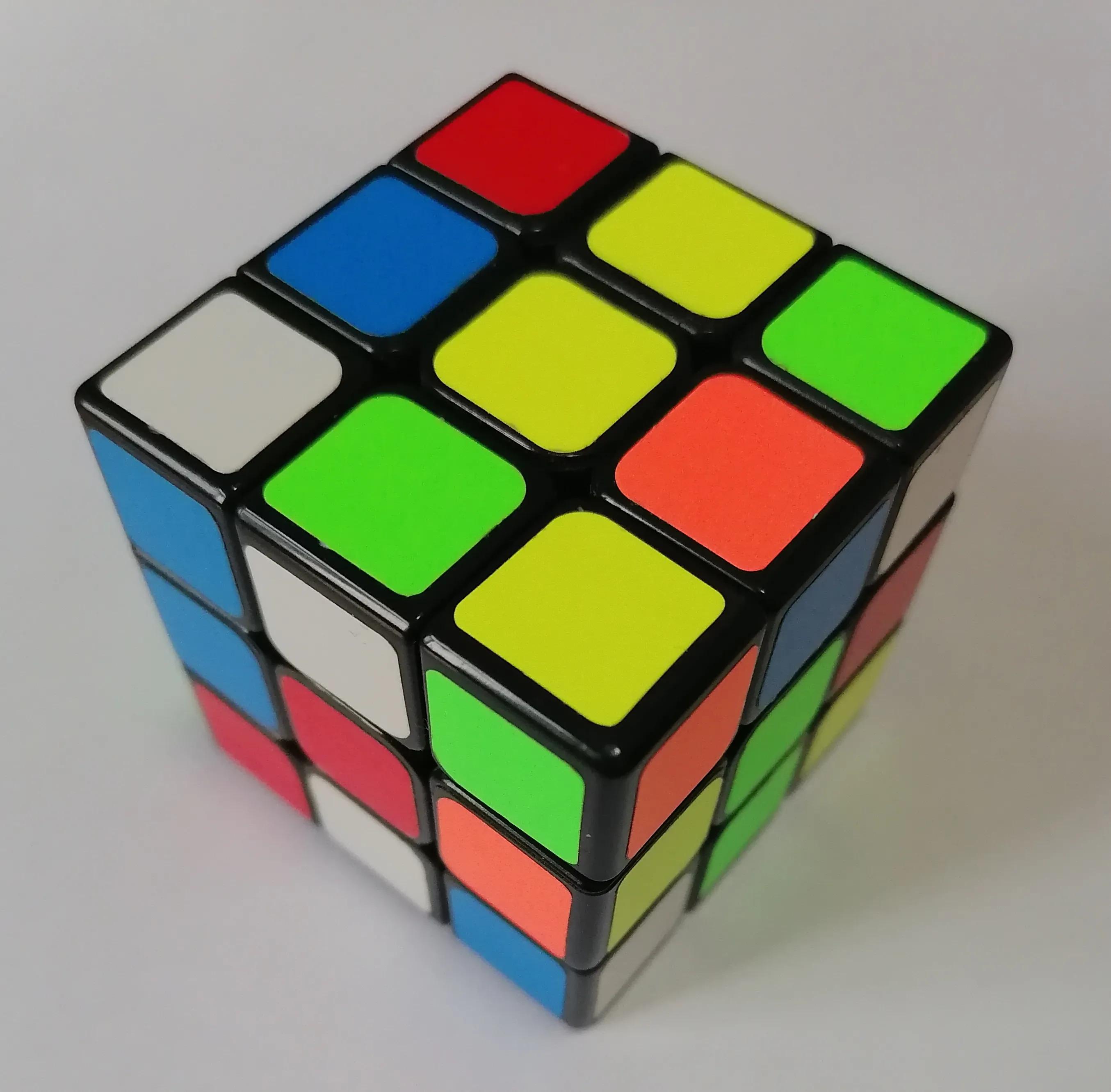 三阶魔方第一层复原最详细步骤,立方体魔方还原方法最简单